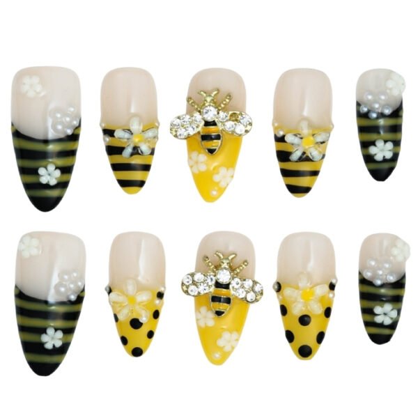 3-e1780860710943.jpg Queen Bee