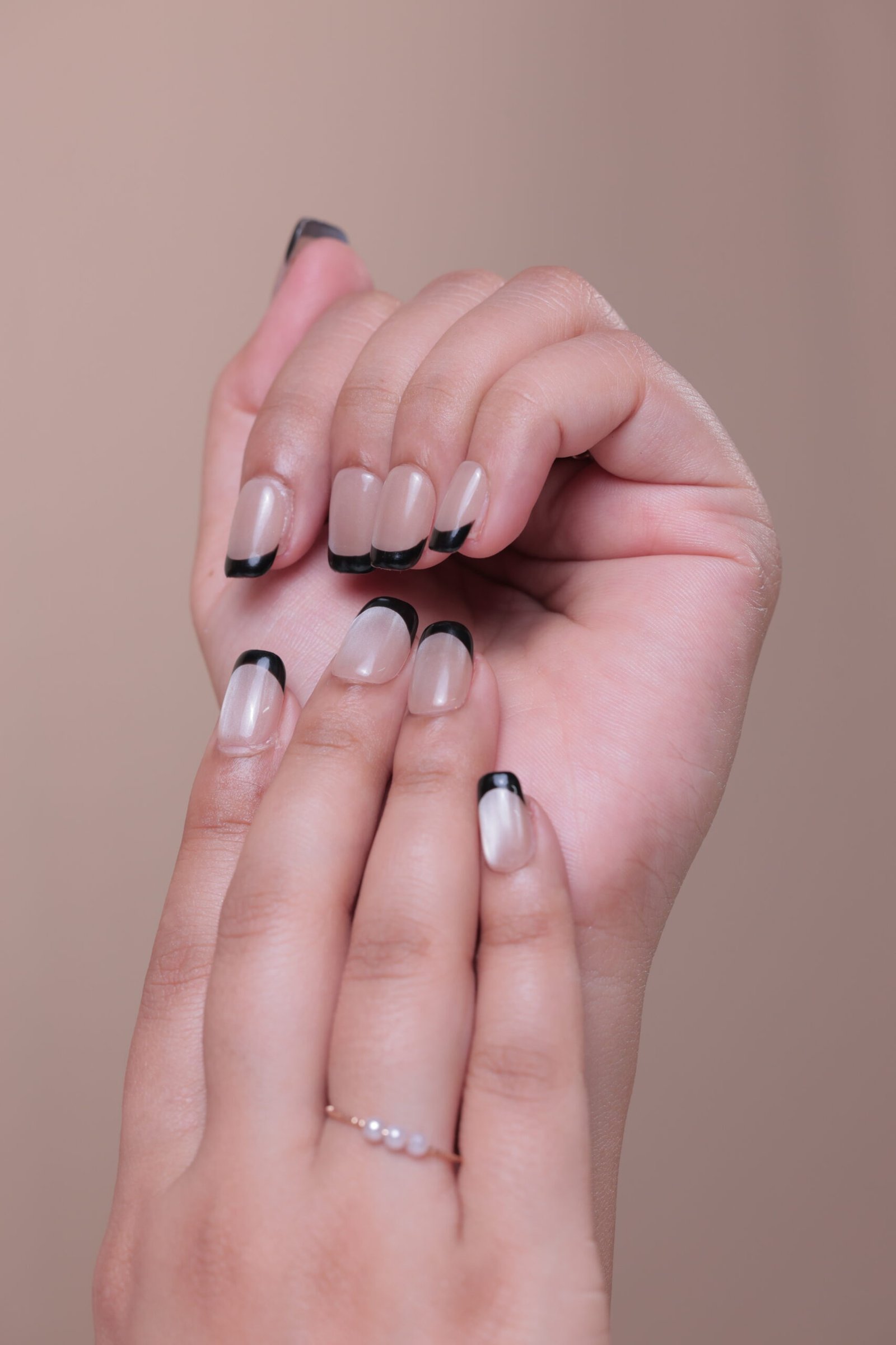 French Press-On Nails