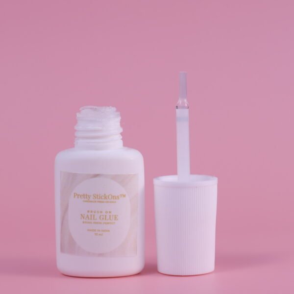 Brush-On Nail Glue